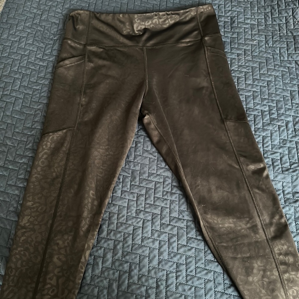 20” Kiava capris